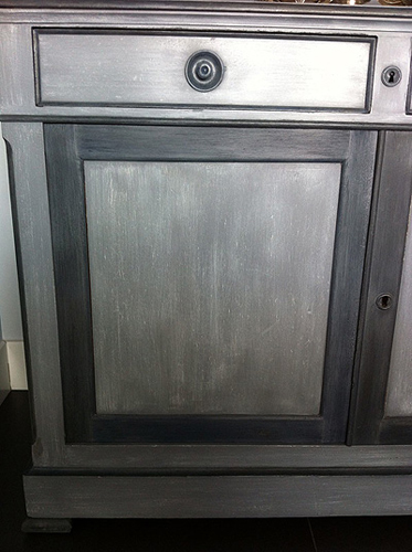 pintura decorativa aparador